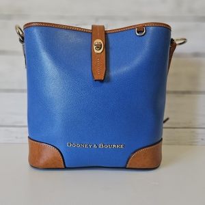 Dooney & Bourke Florentine bag